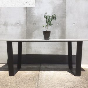 Concrete side table - concrete republic